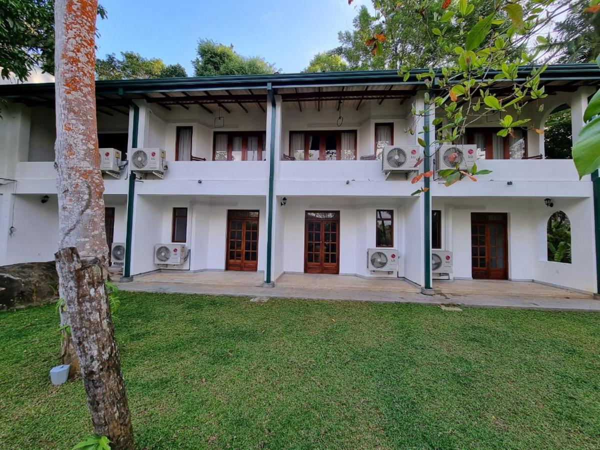Villa Birdlake Hikkaduwa Exterior foto